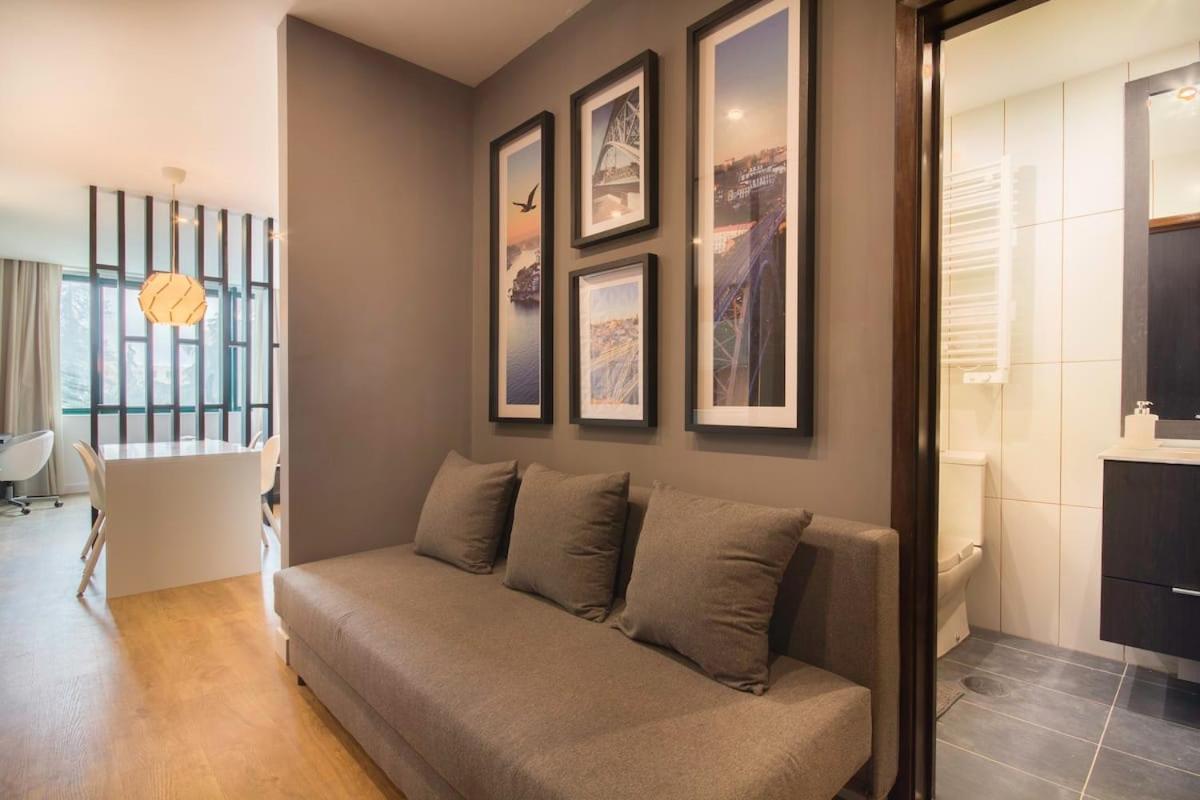 447 Gale Apartment Wifi, Parking Порту Экстерьер фото