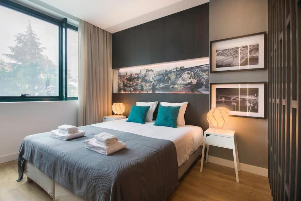 447 Gale Apartment Wifi, Parking Порту Экстерьер фото